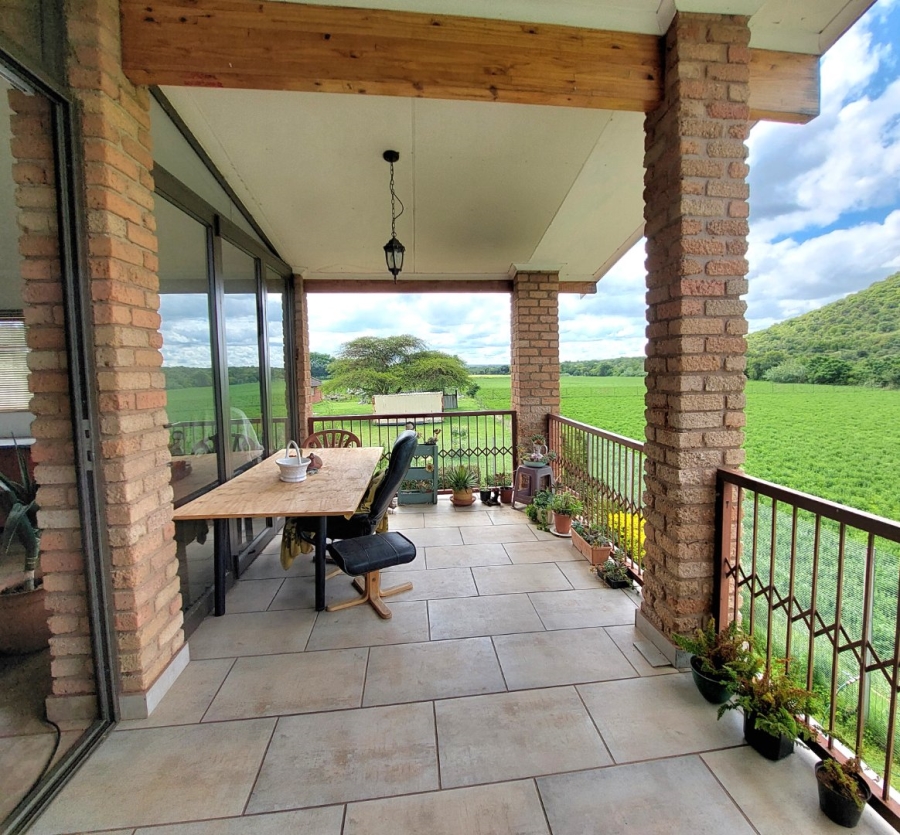 Commercial Property for Sale in Zoutpansdrift North West